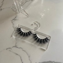 Load image into Gallery viewer, Lash Closet